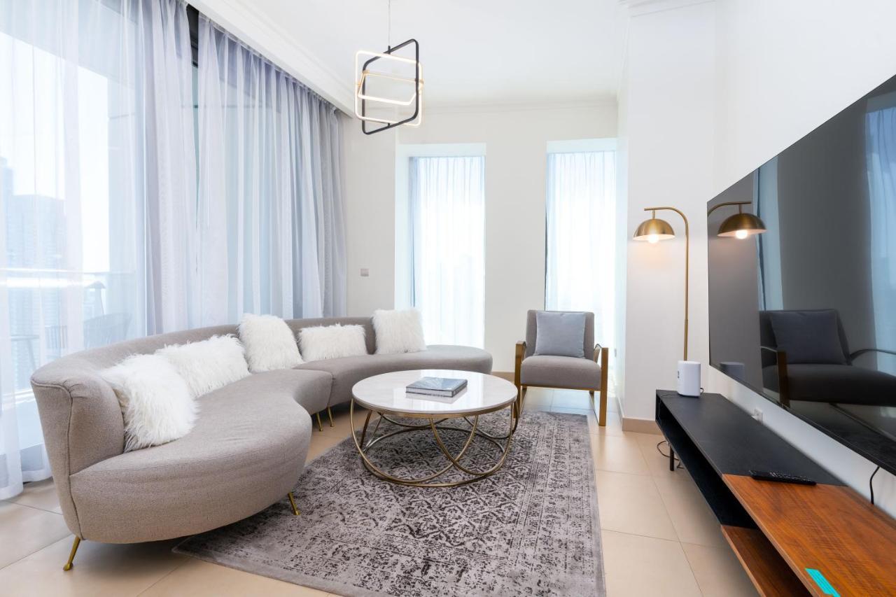 Vacay Lettings - Burj Vista High Floor Burj Khalifa & Fountain View Apartment Dubai Exterior photo
