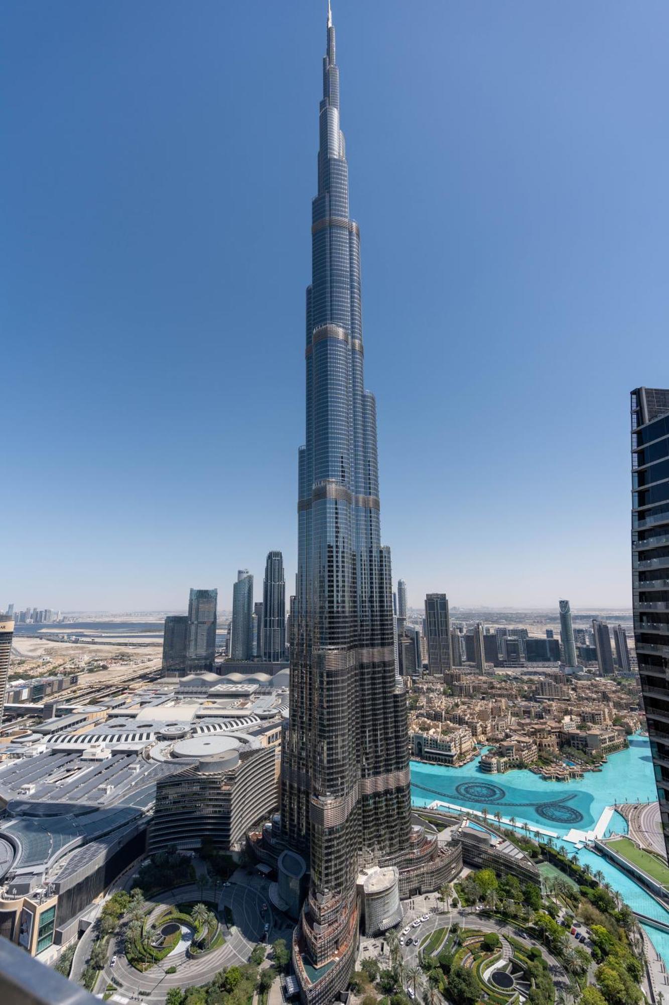 Vacay Lettings - Burj Vista High Floor Burj Khalifa & Fountain View Apartment Dubai Exterior photo